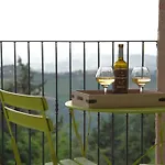 La Casa Nel Bosco Alojamento de Acomodação e Pequeno-almoço 4*