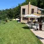 La Casa Nel Bosco Bed & Breakfast