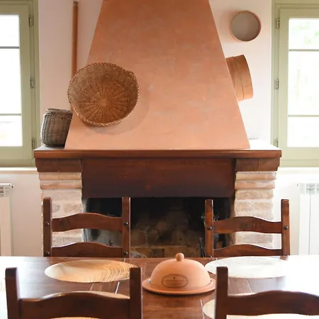 La Casa Nel Bosco B&B 리파트란소네