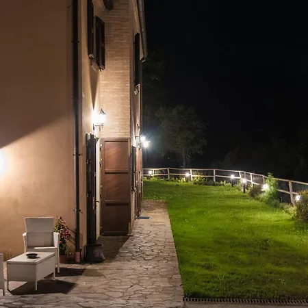 La Casa Nel Bosco Bed & Breakfast 3*