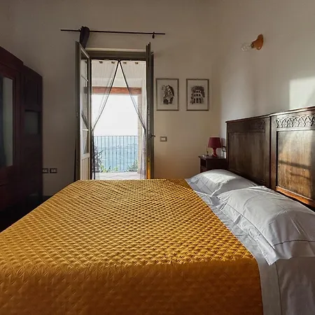 La Casa Nel Bosco 4* 리파트란소네