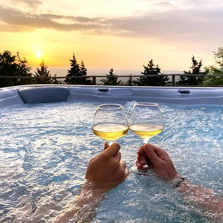 Bed & Breakfast La Casa Nel Bosco 4*