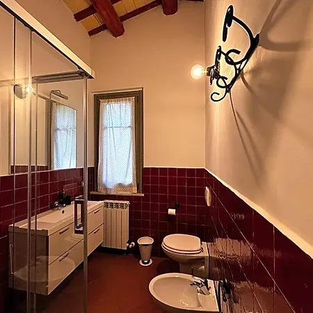 Bed & Breakfast La Casa Nel Bosco 4*