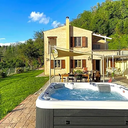 La Casa Nel Bosco فندق مبيت وإفطار ريباترانسوني